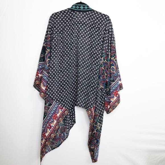 Flying tomato floral bohemian embroidered kimono - Picture 6 of 7